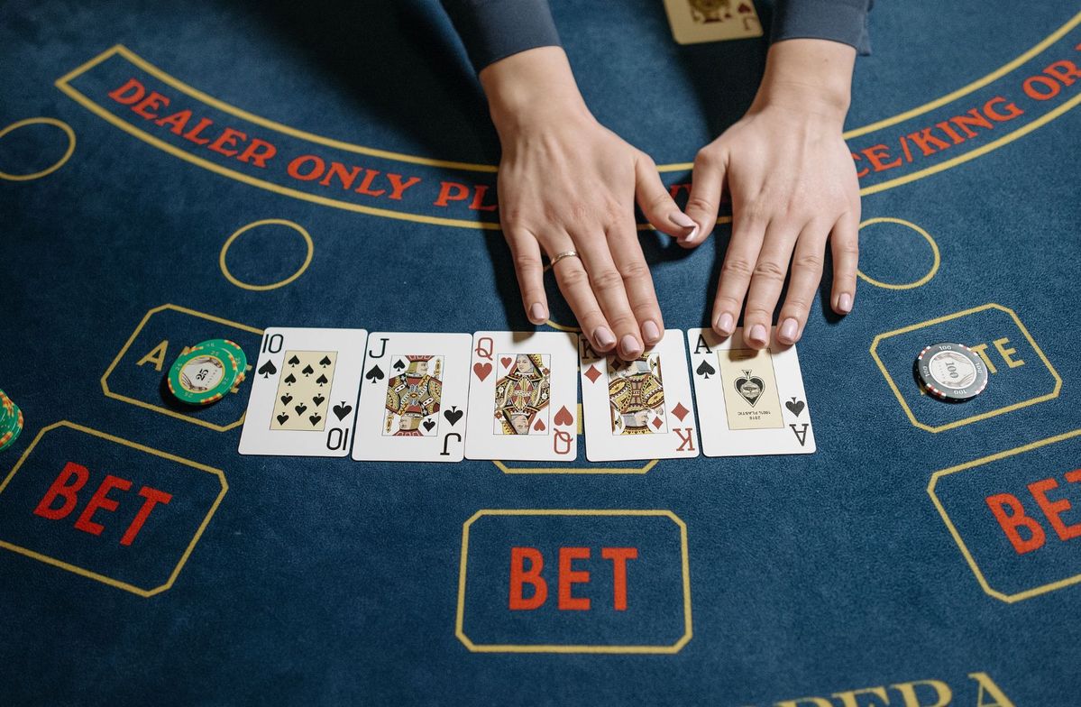 Hooters Casino Live Betting